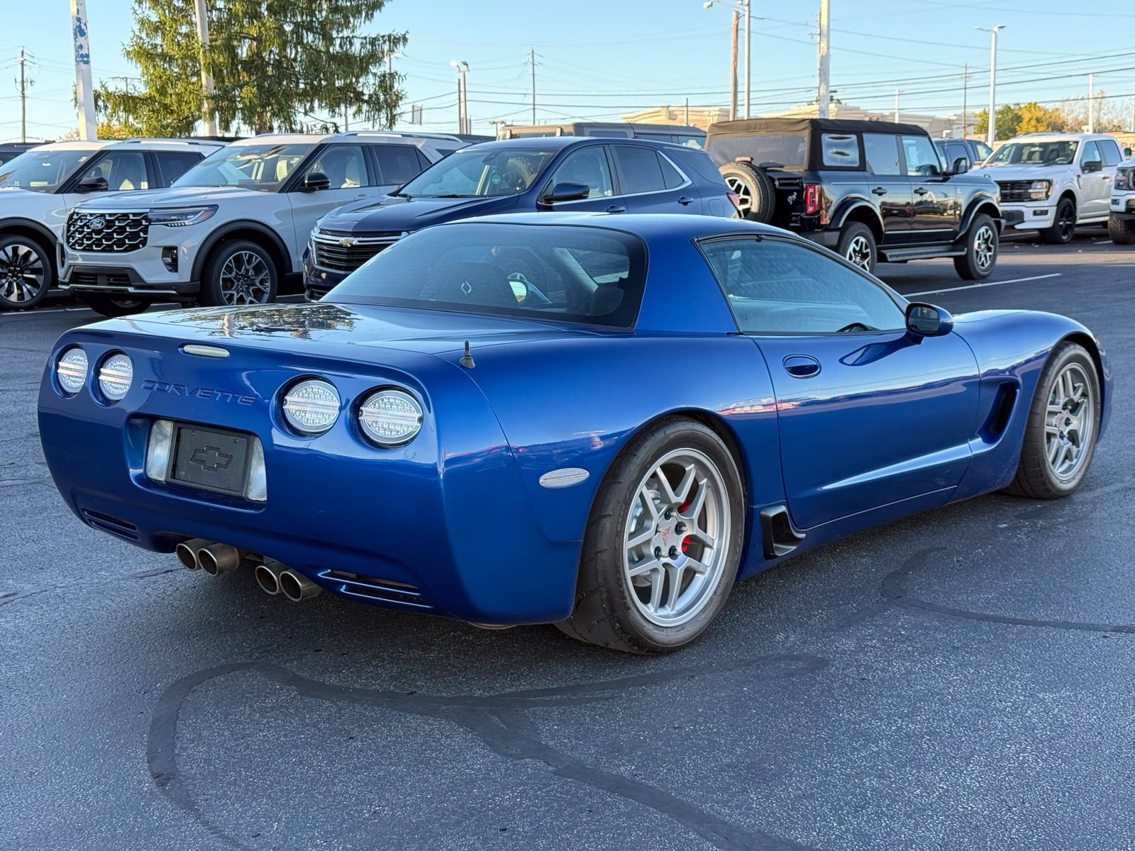 Used 2003 Chevrolet Corvette Z06 w/ Memory Package, 3 Drivers RWD image 4