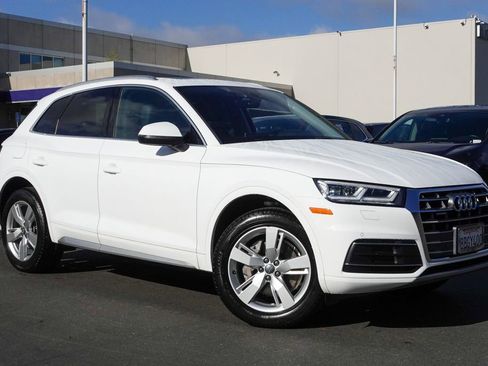 Used 2018 Audi Q5 2.0T Premium Plus image 3