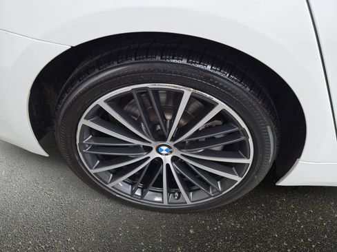 Used 2023 BMW 530i xDrive AWD/4WD image 33