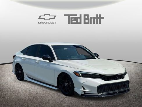 Used 2025 Honda Civic Sport image 3