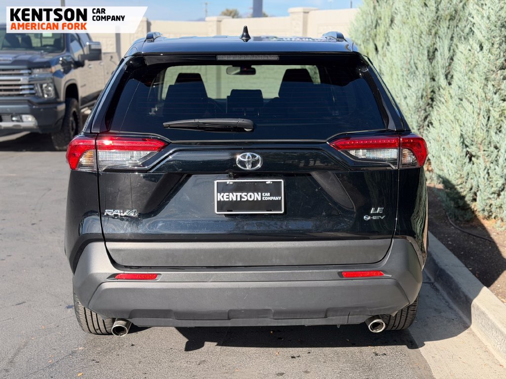Used 2025 Toyota RAV4 LE AWD/4WD image 6