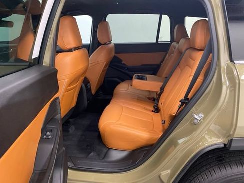 Used 2026 Jeep Cherokee Laredo AWD/4WD image 20