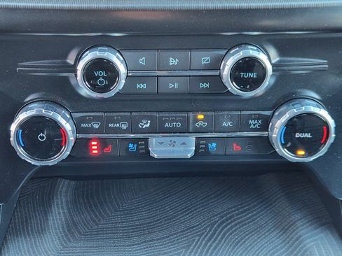 Used 2023 Ford F150 Platinum w/ Equipment Group 701A High image 22