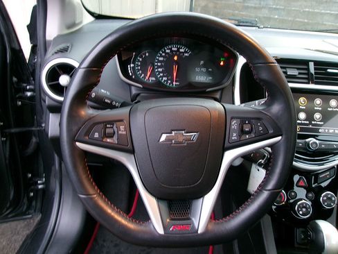 Used 2018 Chevrolet Sonic LT w/ RS Package image 19