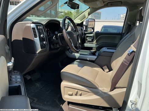 Used 2019 Chevrolet Silverado 3500 LTZ w/ Duramax Plus Package AWD/4WD image 8