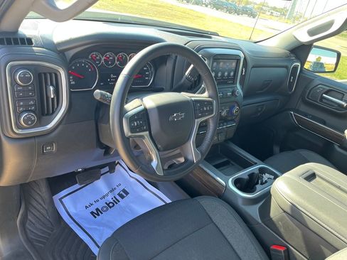Used 2022 Chevrolet Silverado 1500 LT Trail Boss w/ Bed Protection Package image 16