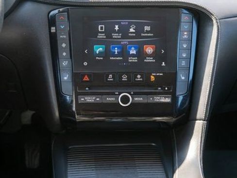 Used 2019 INFINITI QX50 Essential w/ Premium Heat Package AWD/4WD image 18