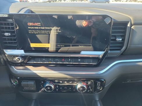 Used 2026 GMC Sierra 1500 SLT w/ SLT Premium Package image 31