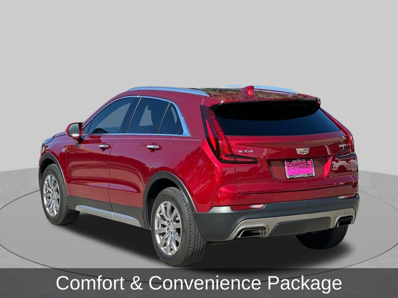 Used 2019 Cadillac XT4 Premium Luxury FWD image 3