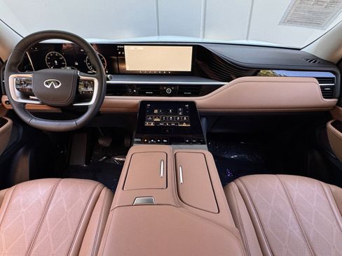 Used 2025 INFINITI QX80 Sensory w/ Premium Cargo Package AWD/4WD image 13