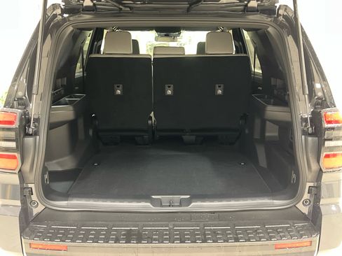 New 2026 Toyota 4Runner SR5 image 10