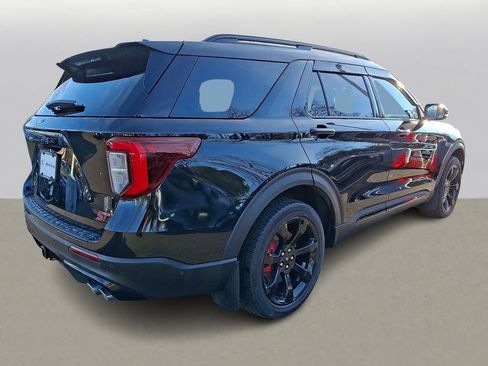 Used 2020 Ford Explorer ST w/ ST Street Pack image 4