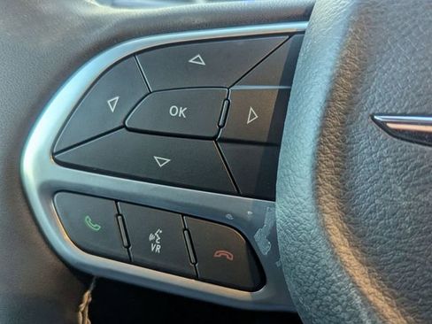 New 2026 Chrysler Pacifica Select image 10