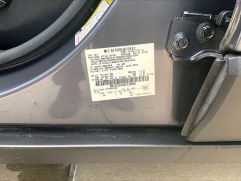 Used 2021 Ford EcoSport SE w/ SE Convenience Package FWD image 34