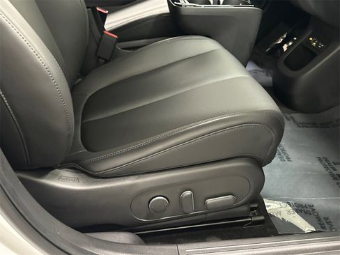 Used 2025 Hyundai Ioniq 5 XRT image 14