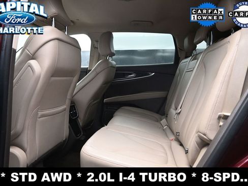 Used 2023 Lincoln Nautilus AWD w/ Premium Package image 10