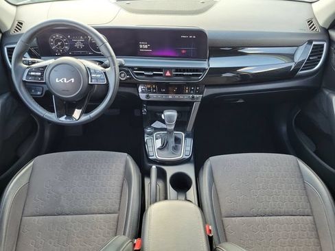 Used 2024 Kia Seltos S FWD image 8