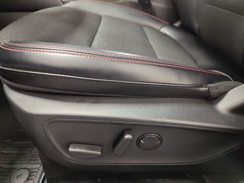 Used 2024 Ford Escape ST-Line Select w/ Tech Pack #2 image 15