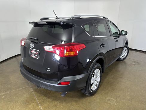 Used 2013 Toyota RAV4 LE AWD/4WD image 10