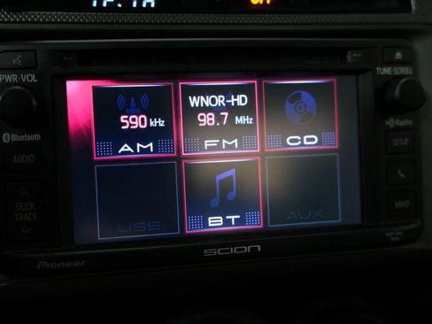 Used 2015 Scion tC image 19