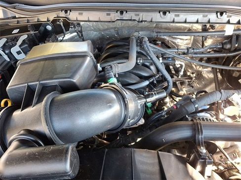 Used 2024 Ford F250 XLT w/ Snow Plow Prep Package image 28