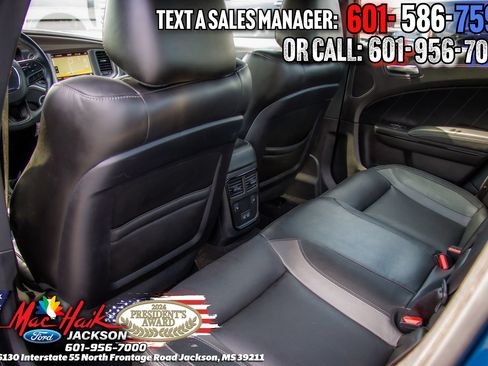 Used 2022 Dodge Charger SXT w/ Plus Group RWD image 11