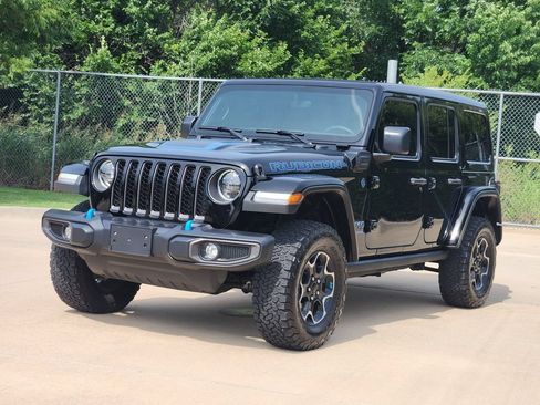 Used 2023 Jeep Wrangler Unlimited Rubicon 4xe AWD/4WD image 3