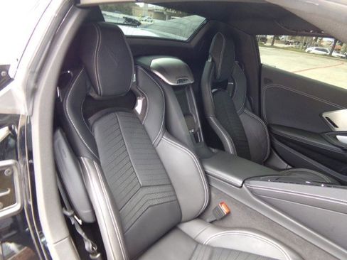 Used 2024 Chevrolet Corvette Z06 RWD image 29