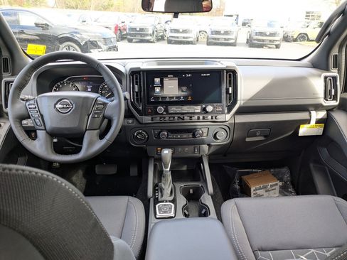 New 2026 Nissan Frontier SV w/ SV Convenience Package image 14
