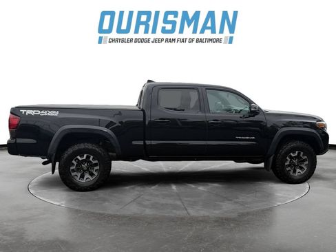 Used 2019 Toyota Tacoma TRD Off-Road w/ TRD Premium Off Road Package AWD/4WD image 7