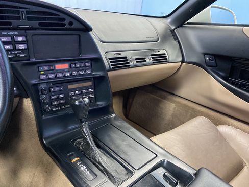 Used 1994 Chevrolet Corvette image 13