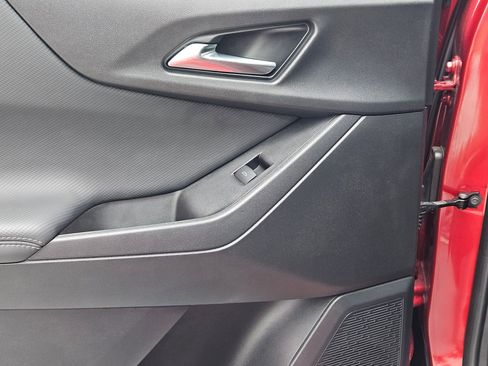 Used 2025 Chevrolet Equinox LT w/ Safety and Technology Package AWD/4WD image 23