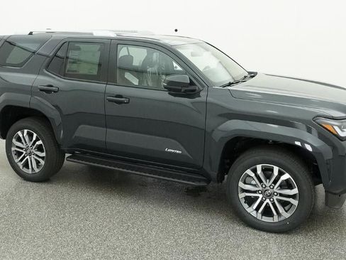 New 2026 Toyota 4Runner Limited AWD/4WD image 12