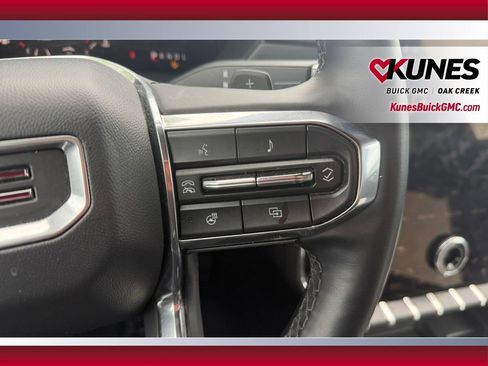 Used 2024 GMC Acadia Elevation FWD image 30