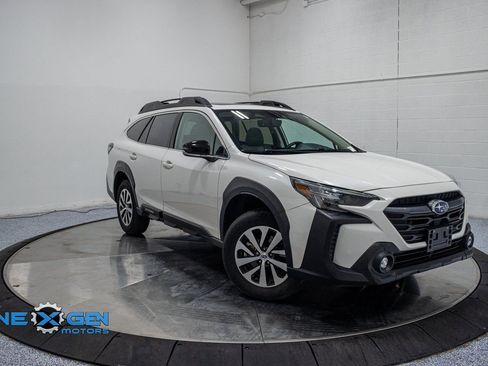 Used 2024 Subaru Outback Premium image 1