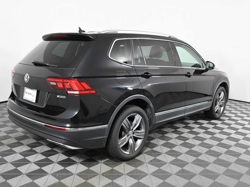 Used 2020 Volkswagen Tiguan SEL AWD/4WD image 8