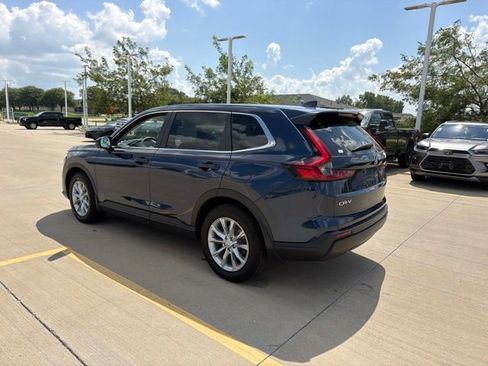 Used 2025 Honda CR-V EX image 5