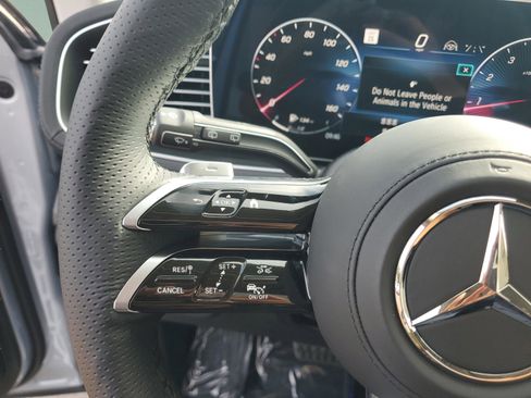 New 2026 Mercedes-Benz GLS 450 4MATIC image 29