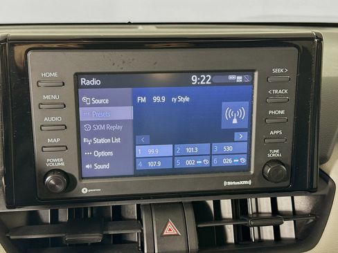 Used 2021 Toyota RAV4 XLE w/ Convenience Package image 15