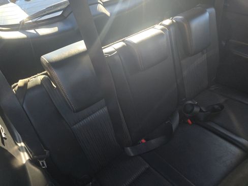 Used 2018 Toyota Highlander Plus image 13