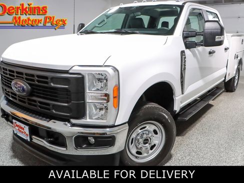Used 2023 Ford F250 XL w/ FX4 Off-Road Package image 1