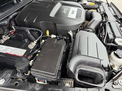 Used 2017 Jeep Wrangler Unlimited Sport w/ Quick Order Package 24S image 38