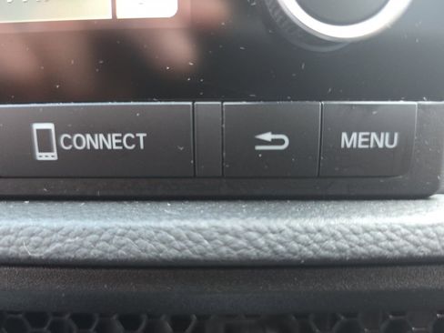 Used 2025 Honda CR-V EX image 29