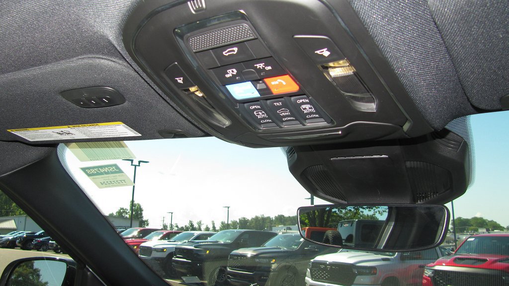 New 2026 Jeep Cherokee Overland AWD/4WD image 17