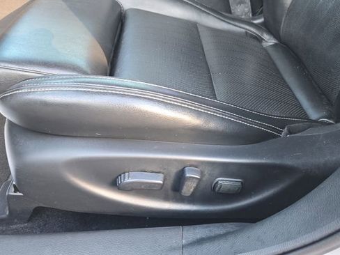 Used 2017 Nissan Maxima 3.5 SV FWD image 12