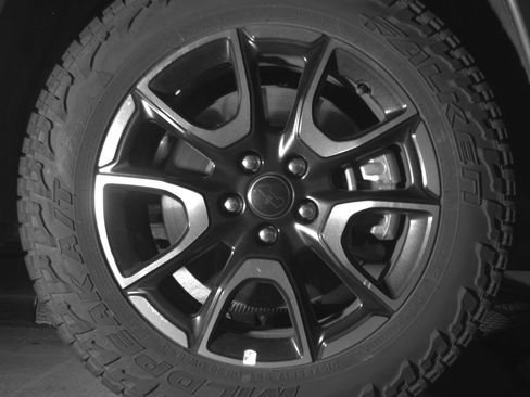 Used 2025 Jeep Compass Trailhawk AWD/4WD image 13