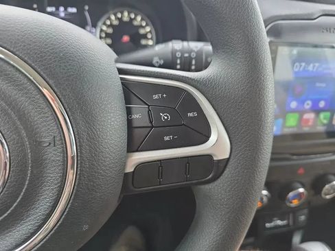 Used 2020 Jeep Renegade Sport w/ Sport Appearance Group FWD image 20
