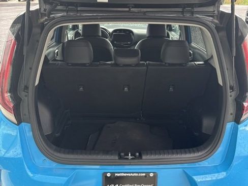 Certified 2023 Kia Soul GT-Line image 7