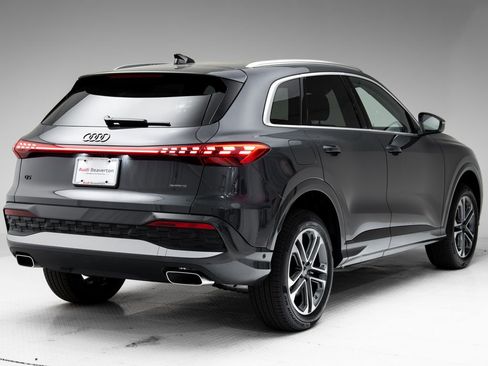 New 2025 Audi Q5 Premium image 5