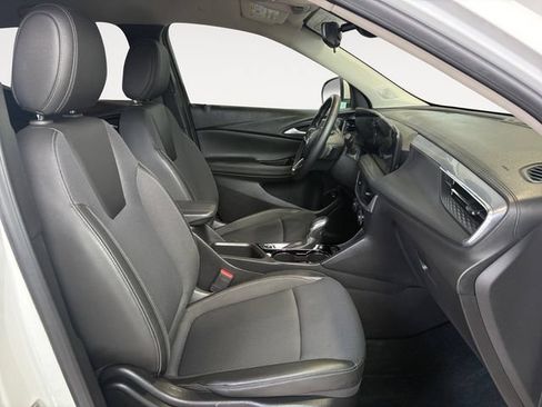 Used 2024 Buick Encore GX Preferred FWD image 13